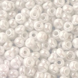 Rocailles 2,6mm opal alabaster
